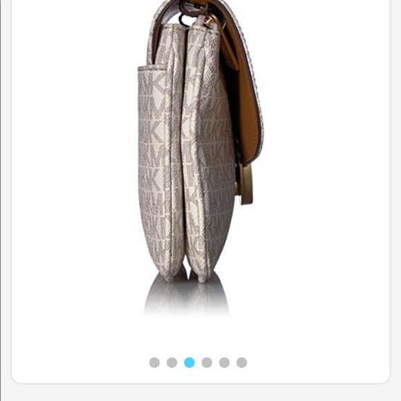 Michael Kors Signature Fulton Flap Chain Crossbody Vanilla NEW - Picture 4 of 8